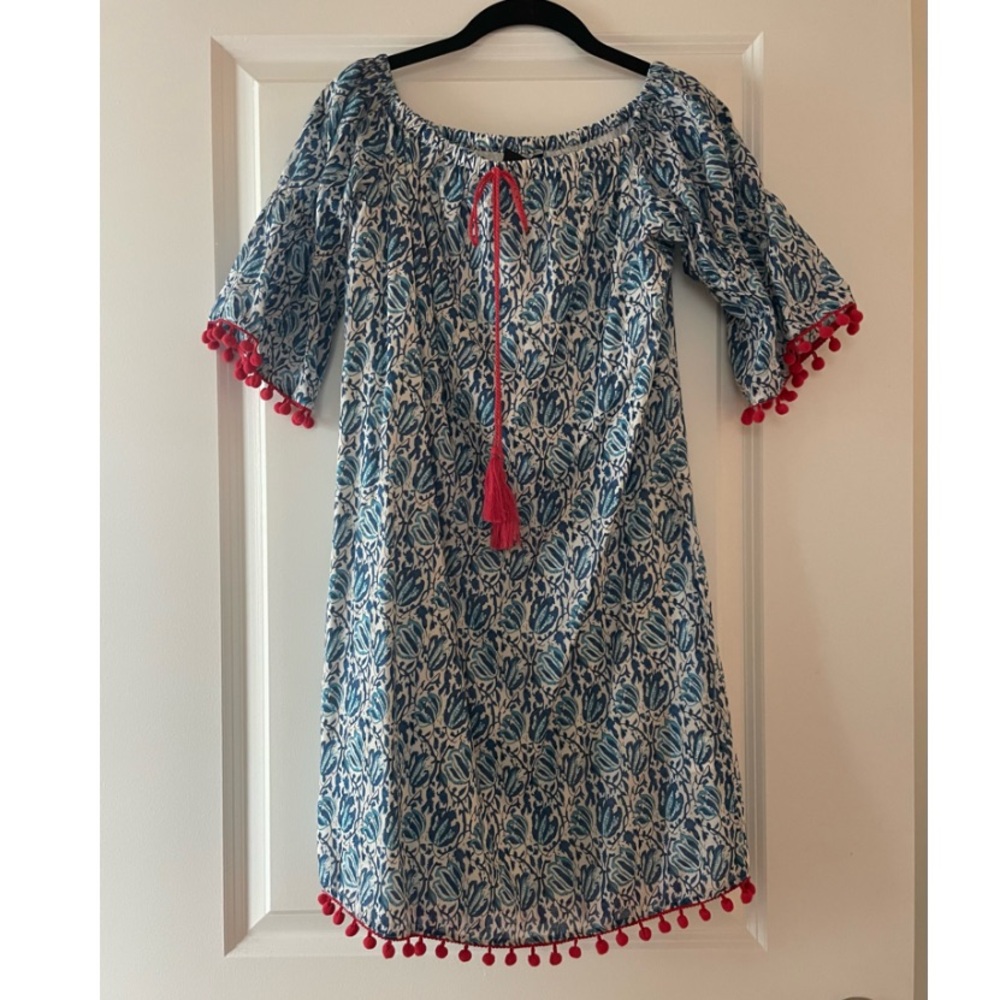 French Curve NWT beach/pool coverup - Size M